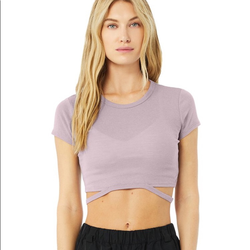 BRAND NEW! Halo Crop Tee